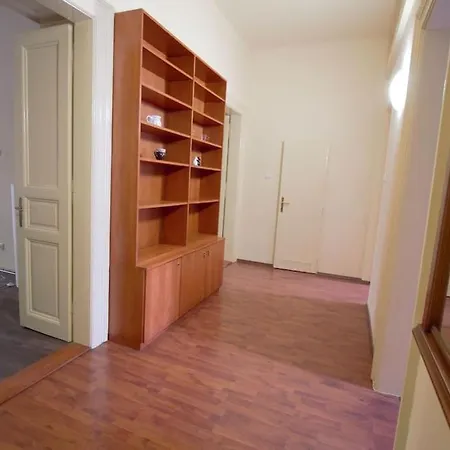 Comfort 2Bedrooms Quite Place!-Vinohrady Prague Exterior photo
