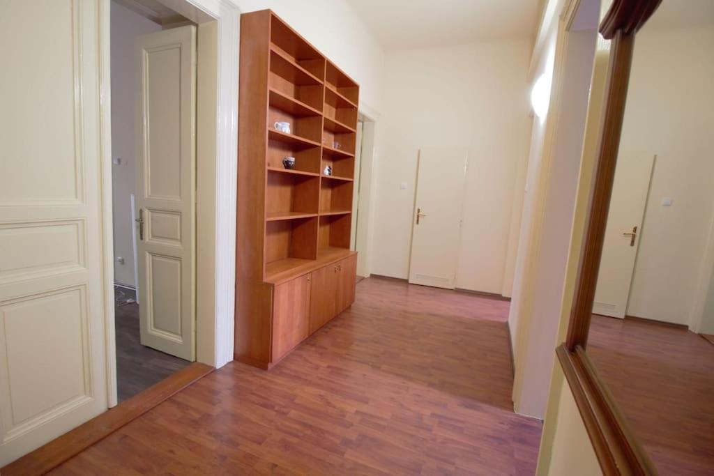 Apartament Comfort 2bedrooms Quite Place!-vinohrady *