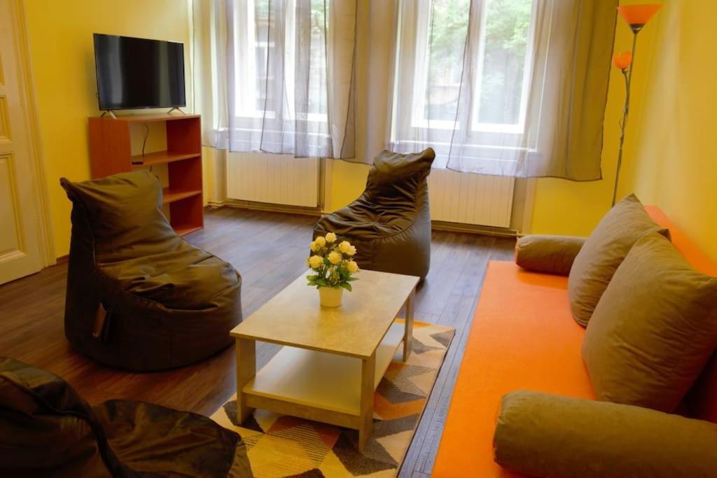Apartament Comfort 2bedrooms Quite Place!-vinohrady *